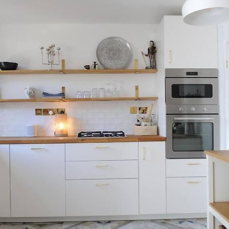 Light Filled Mid- Century 3 Bed Cottage In Dulwich London Exterior foto